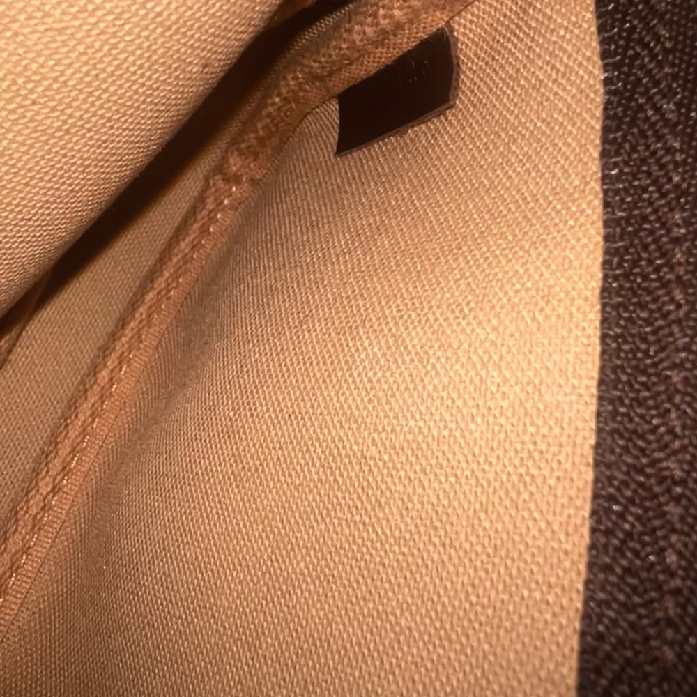 AUTHENTIC 🤎 LV  Damier Ebene Mini Pochette with Gold Chain and Trunk Print - Picture 4 of 16